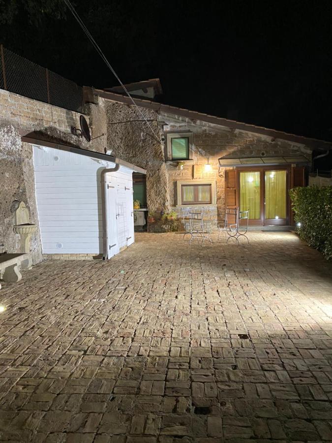 Casetta Santa Fortunata Guest House Sutri Exteriér fotografie